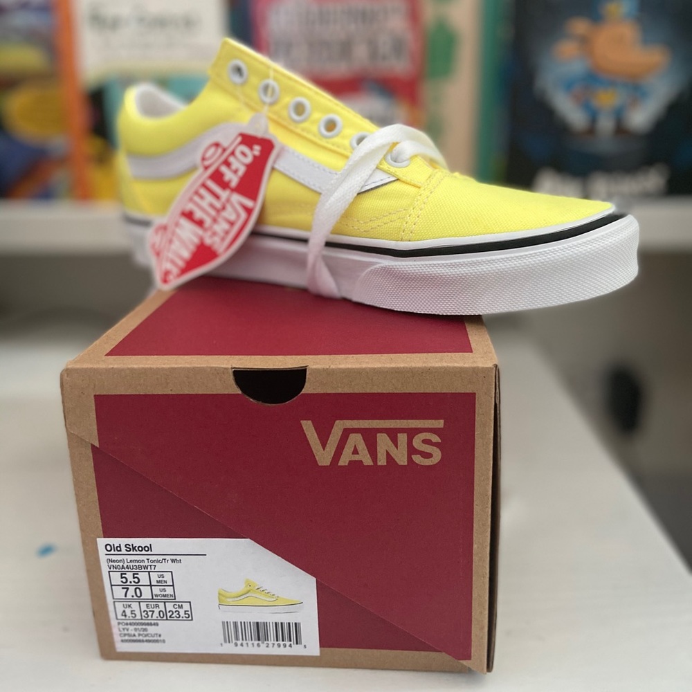 sOLD!! Vans Old Skool Brand New with Box!!